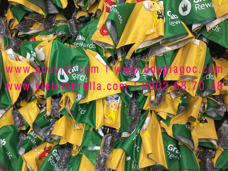 xưởng sản xuất ô dù cầm tay in logo quảng cáo